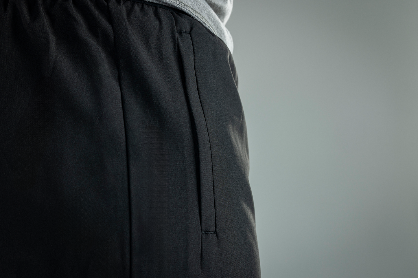 Men's V1 Athletic Shorts - Black
